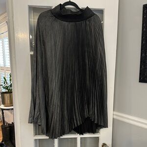 Elie Tahari Charcoal and Black Pleated Skirt